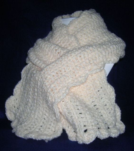 Crochet Plushy Bowtie Scarf