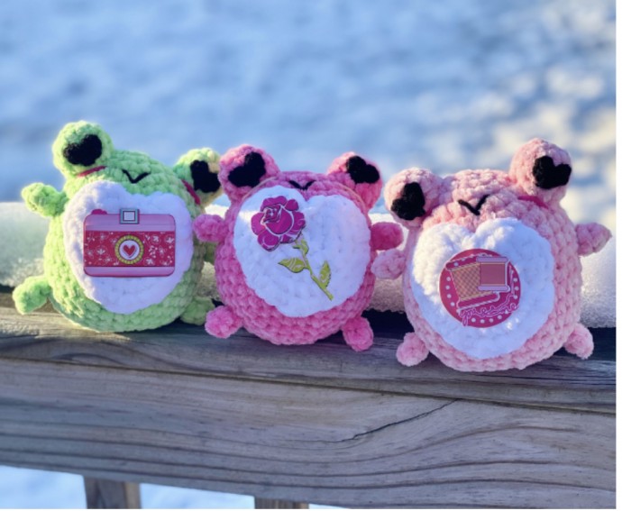 Create Adorable Amigurumi Sweetheart Frogs: A Fun DIY Project for Kids Create Adorable Amigurumi Sweetheart Frogs: A Fun DIY Project for Kids