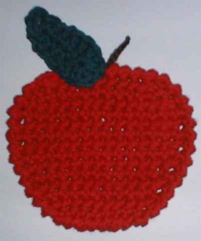 Create Adorable Crochet Apple Coasters for Your Home Decor Create Adorable Crochet Apple Coasters for Your Home Decor