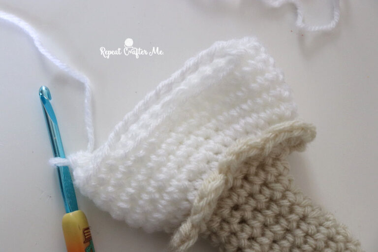 Create a Whimsical Crochet Rooster with Pockets for Your Home Decor