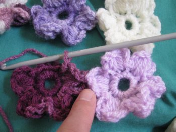 Create Your Own Crochet Puff Flower Scarf with Easy Instructions and Tips