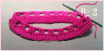 Create Your Own Crochet Lacy Granny Cowl: A Stylish and Cozy Accessory for Any Outfit