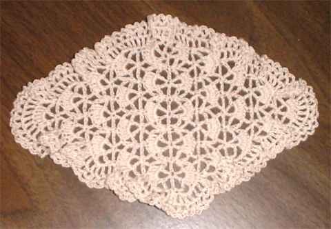Create a Beautiful Crochet Ruffled Diamond Doily: Step-by-Step Guide Create a Beautiful Crochet Ruffled Diamond Doily: Step-by-Step Guide