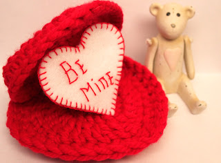 Create Your Own Crochet Heart Gift Box - A Handmade Charm for Special Occasions
