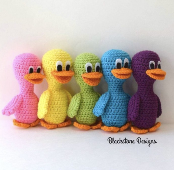 Crochet Beautiful Ducklings