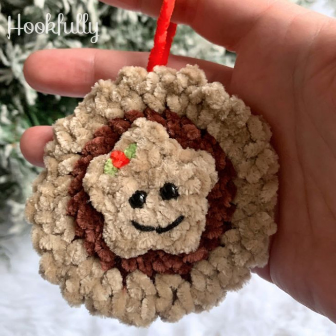 Create Adorable Crochet Mince Pie Ornaments for Your Holiday Decor