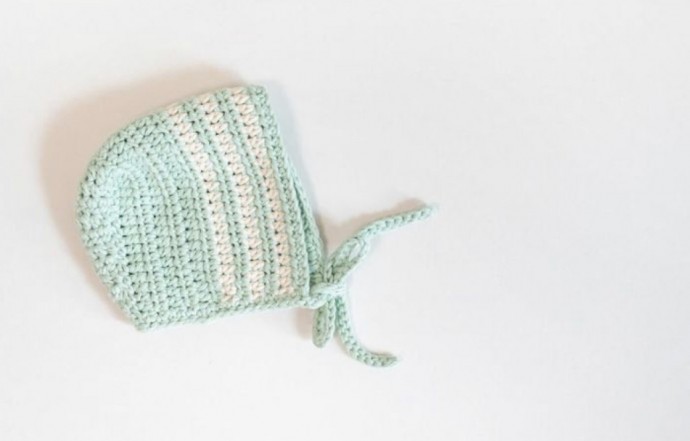 Free Crochet Baby Bonnet Pattern