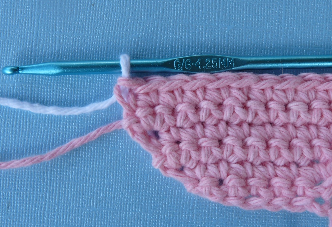 Create Your Own Beautiful Easter Egg Coaster with This Step-by-Step Crochet Guide