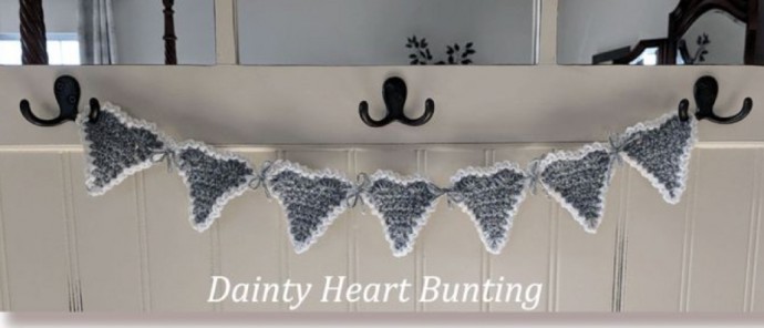 Create Charming and Delicate Heart Bunting with Crochet for Your Home Decor Create Charming and Delicate Heart Bunting with Crochet for Your Home Decor