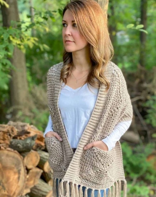 Crochet Pine Gap Pocket Shawl