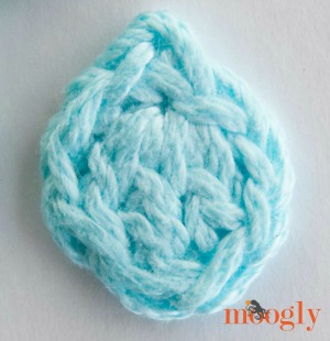 Create Charming Crochet Zodiac Appliques: Capricorn, Aquarius, and Pisces Patterns