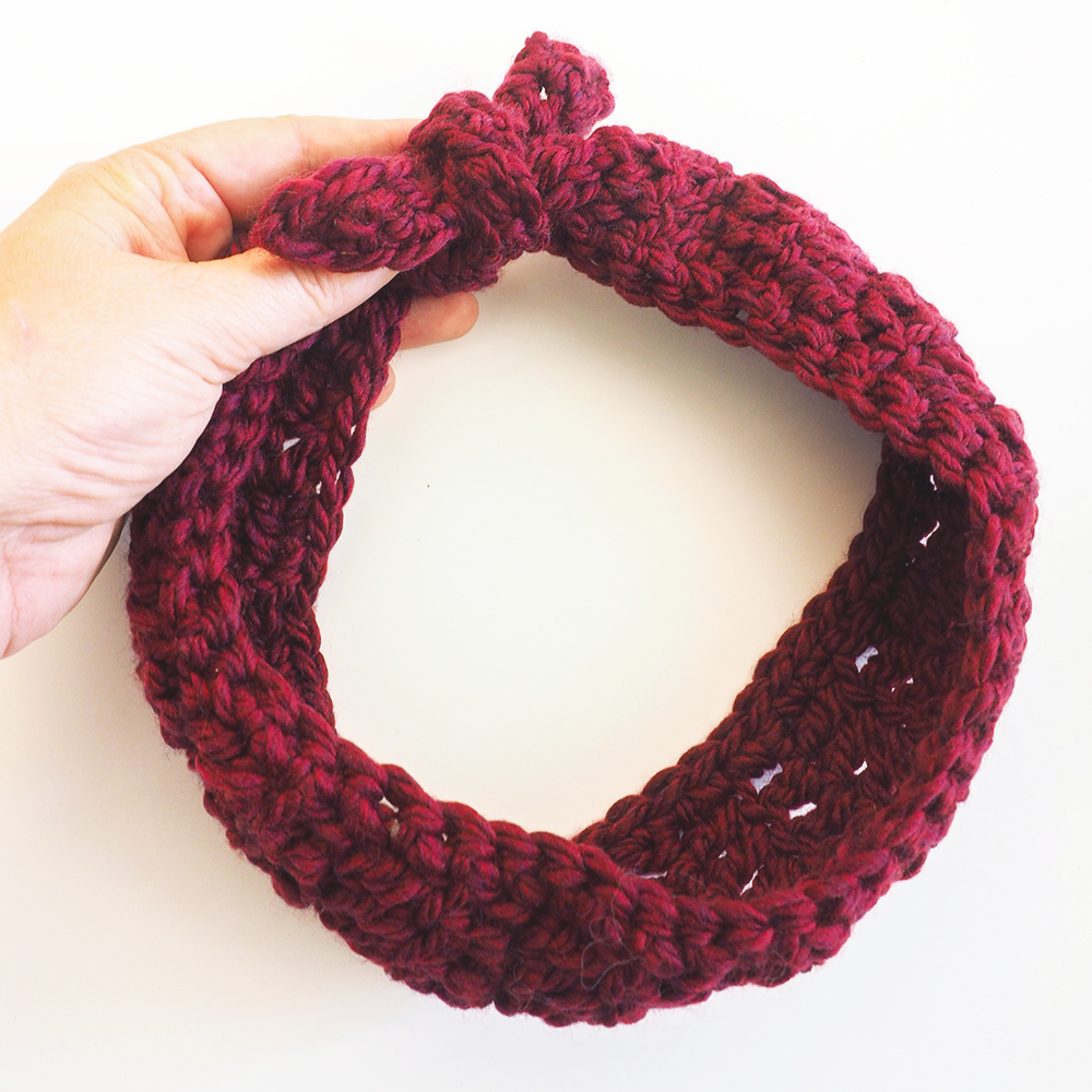 Stylish Handmade Crochet Headband for Autumn | Easy DIY Craft