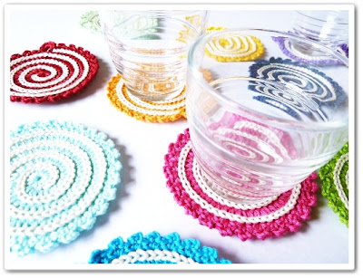 Create Cozy Crochet Spiral Coasters and Potholders for Your Home Décor