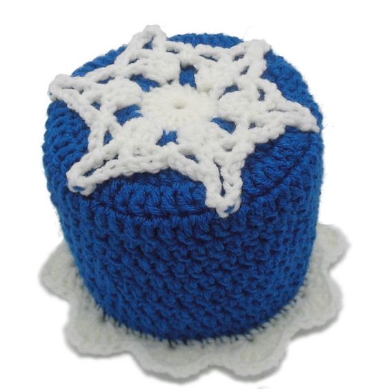 Create Your Own Whimsical Crochet Think Snow Bath Tissue Cover for a Cozy Bathroom Decor Create Your Own Whimsical Crochet Think Snow Bath Tissue Cover for a Cozy Bathroom Decor
