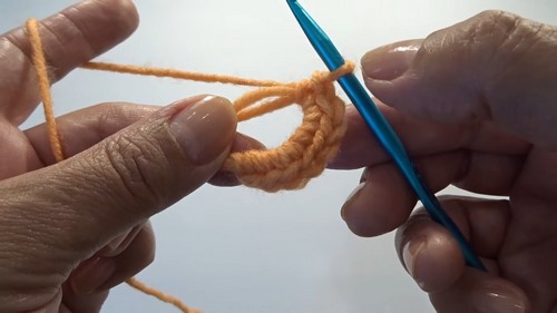 Create Your Own Trendy Crochet Bucket Hat: DIY Guide for Fashionable Accessory
