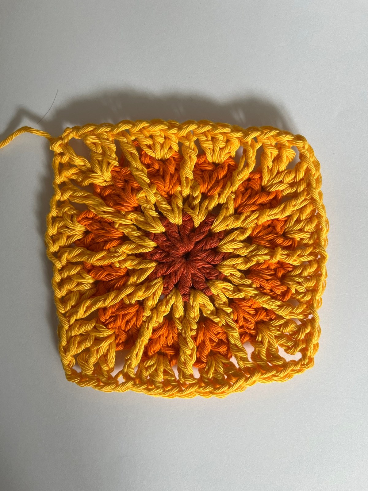 Create Vibrant Crochet Summer Solstice Granny Square for Your Summer Projects