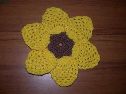 Create a Charming Crochet Black-Eyed Trivet for Your Kitchen Decor
