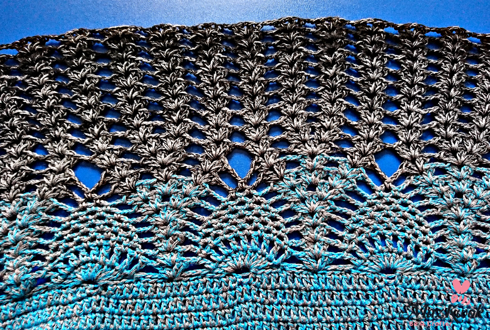 Create Your Own Crochet Convertible Cowl and Poncho &ndash; A Stylish and Versatile Accessory