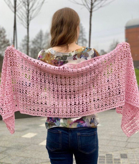 Create Your Own Crochet Puffs and Crosses Lace Shawl: A Guide to Materials and Techniques Create Your Own Crochet Puffs and Crosses Lace Shawl: A Guide to Materials and Techniques