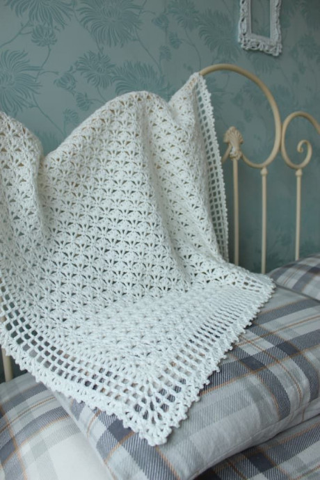 Create a Stunning Lacy Baby Blanket: A Complete Crochet Guide Create a Stunning Lacy Baby Blanket: A Complete Crochet Guide