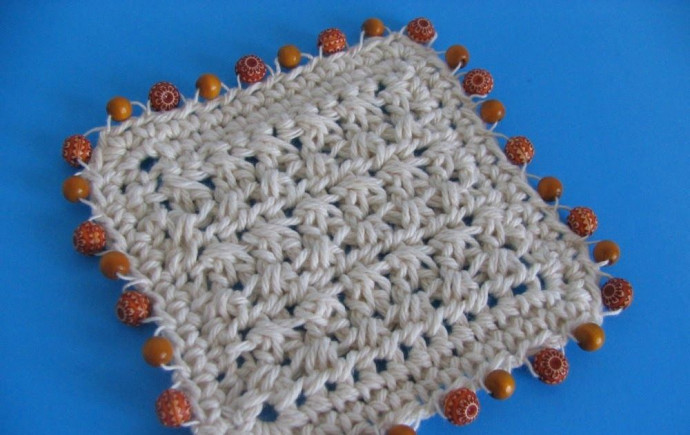 Create Beautiful Crochet Coasters with Beaded Trim for Your Home Decor
