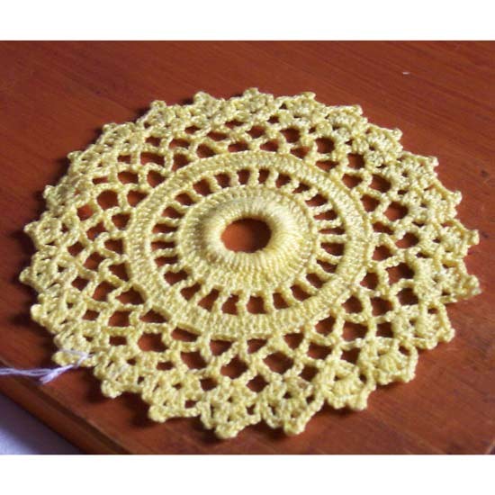 Explore the Charm of Crochet Glaze Ice Curtain Insertion Coaster – A Stylish Home Accessory