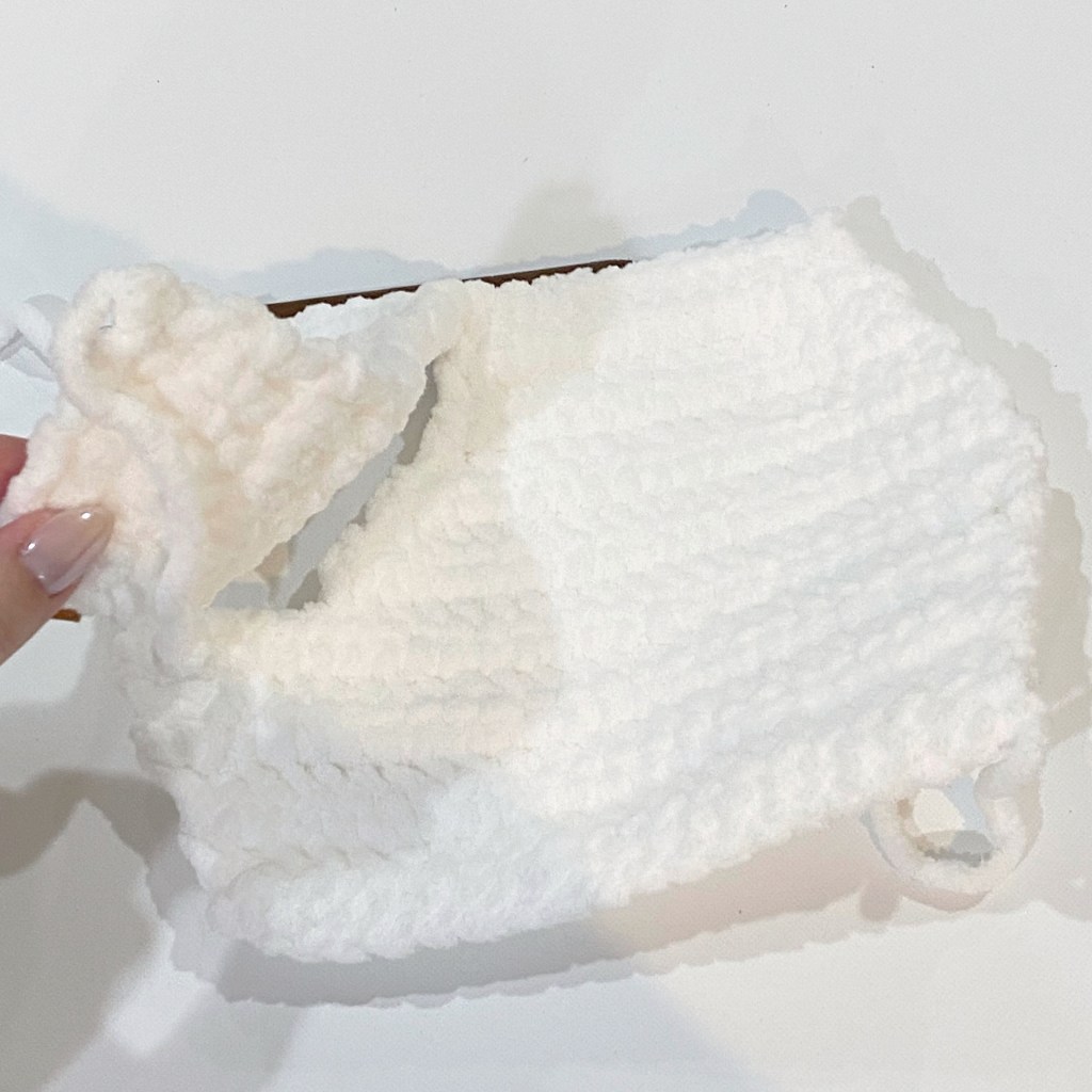 Create Your Own Adorable Handmade Crochet Polar Bear with This Comprehensive Guide