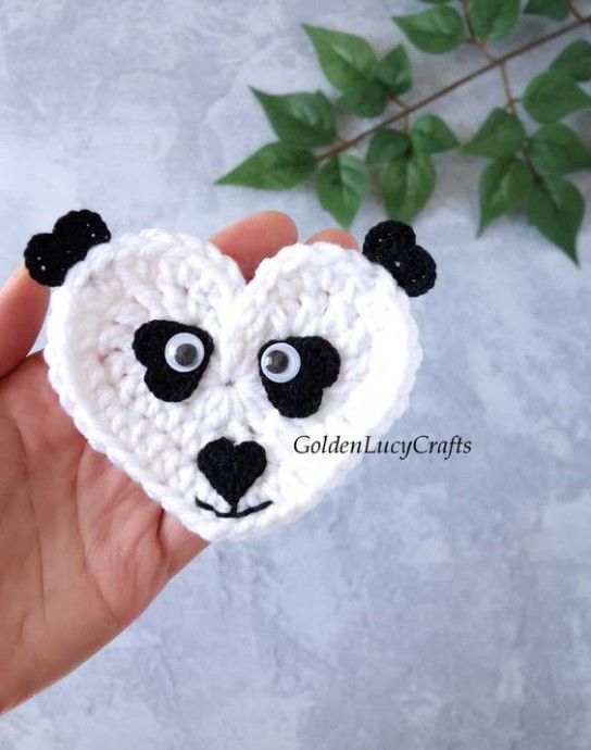 Crochet Heart Panda Applique Free Pattern