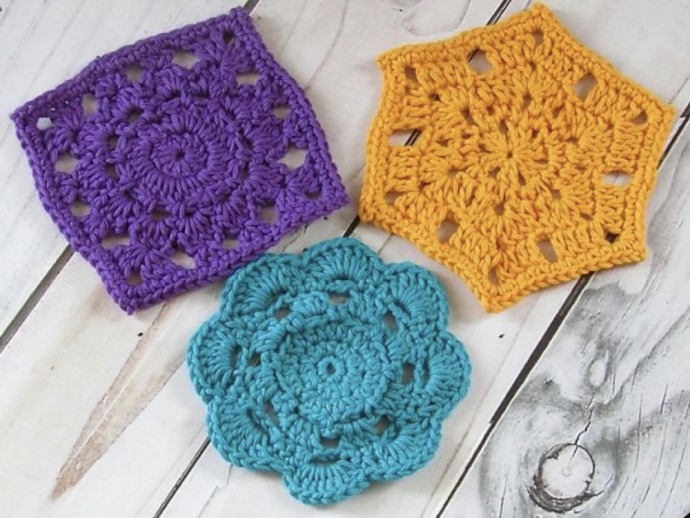 Beautiful Coaster Crochet Pattern (FREE)
