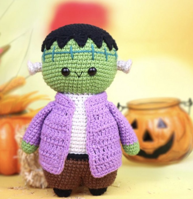 Frankenstein Halloween Doll Amigurumi