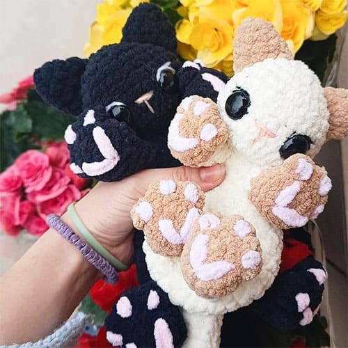 Create Your Own Adorable Crochet Cat Snuggler Amigurumi – A Step-by-Step Guide Create Your Own Adorable Crochet Cat Snuggler Amigurumi – A Step-by-Step Guide