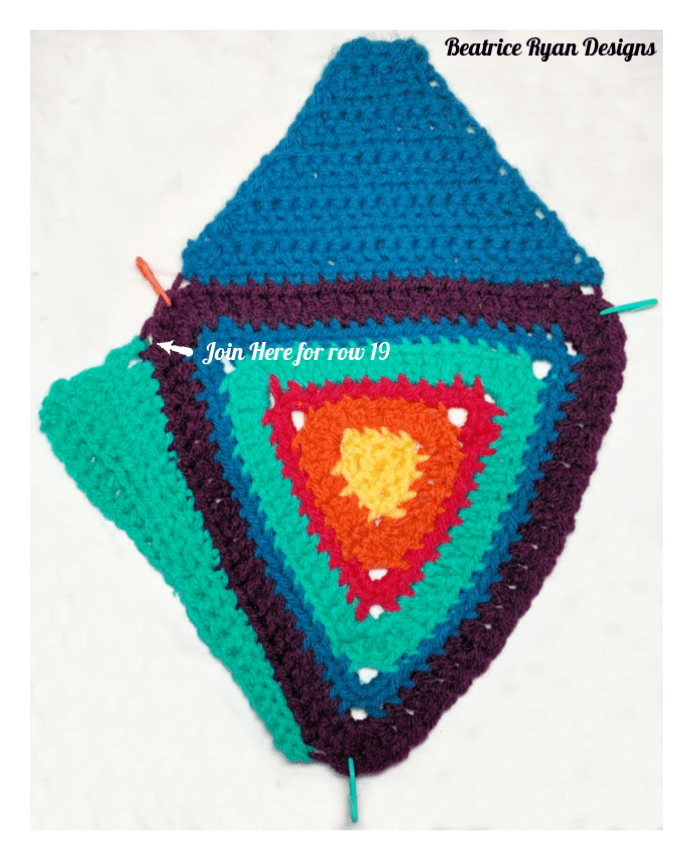 Create Your Stunning Eye of the Storm Crochet Square: A Detailed Guide with Colors and Techniques