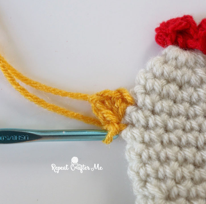 Create a Whimsical Crochet Rooster with Pockets for Your Home Decor