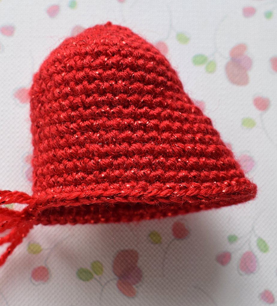 Create Charming Crocheted Half Hearts: A Step-by-Step Guide for Beginners