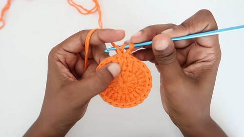 Create Your Own Crochet Ruffle Mesh Hat: A Fun and Stylish Accessory