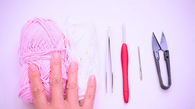 Create Adorable Crochet Alpaca Amigurumi: Step-by-Step Guide and Materials Required