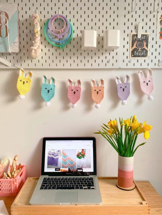 Enjoy the Art of Crochet with This Adorable Bunny Bunting Pattern for Easter Decor