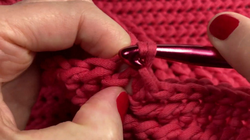 Create Your Stylish and Sustainable Crochet Market Bag with Ease