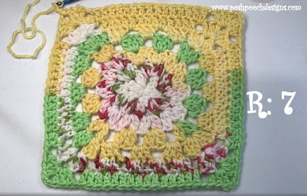 Create a Cozy and Charming Crochet Blossom Baby Blanket - Perfect for Your Little One