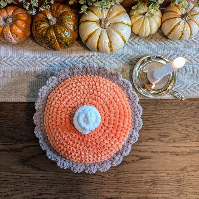 Create a Cozy Crochet Pumpkin Pie for Fall Decor with This Easy Pattern
