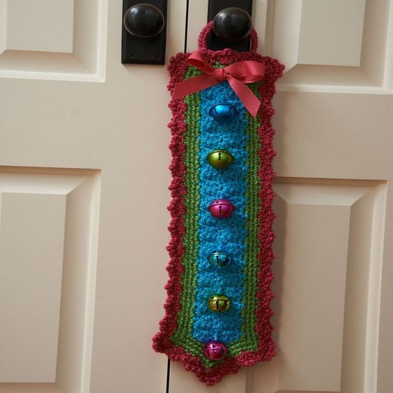 Create Your Own Festive Crochet Jingle Bells Door Hanger for the Holidays Create Your Own Festive Crochet Jingle Bells Door Hanger for the Holidays