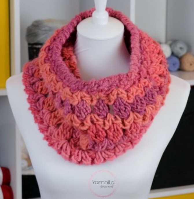 Crochet Vinterkos Cowl