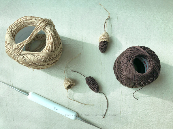 Create Your Own Adorable Crochet Acorn Bracelet Charms Amigurumi for Unique Jewelry