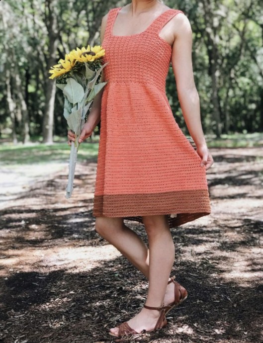The Retro-Inspired Cotton Summer Dress