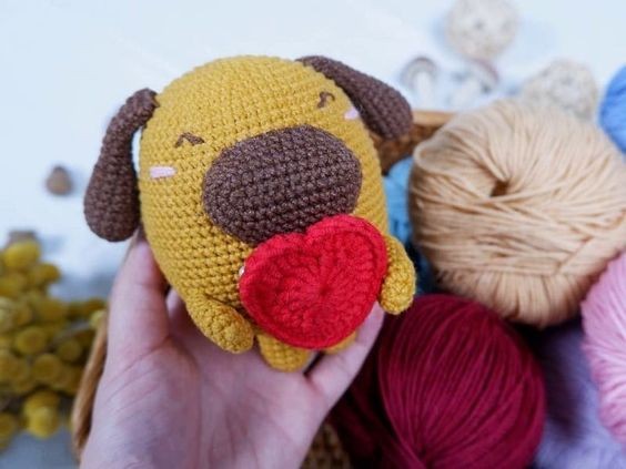 Crochet Valentine Puppy Dog Free Pattern