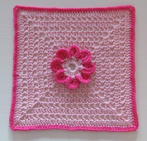 Crochet 8 Petal Flower Afghan Square Dishcloth - A Crafting Delight for Any Kitchen