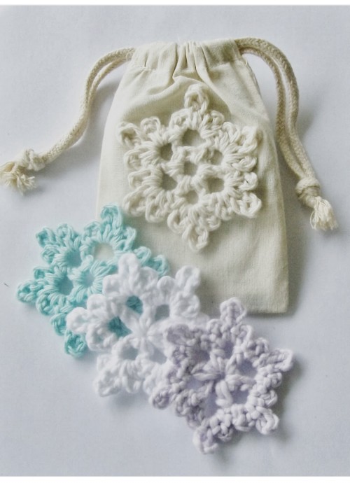 Easy Crochet Snowflake