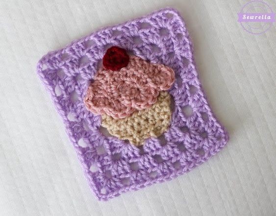 Crochet Cupcake Granny Square