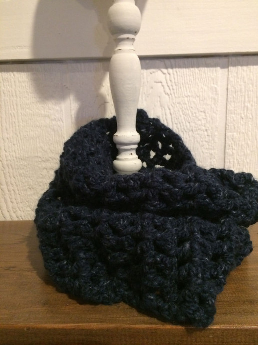 Create a Cozy Infinity Scarf: Simple Crochet Pattern for Any Skill Level Create a Cozy Infinity Scarf: Simple Crochet Pattern for Any Skill Level