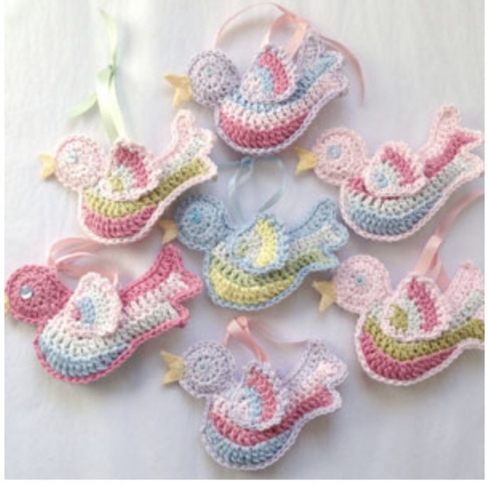 Create Your Own Vintage Crochet Bird: A Free Pattern for Handmade Love Create Your Own Vintage Crochet Bird: A Free Pattern for Handmade Love